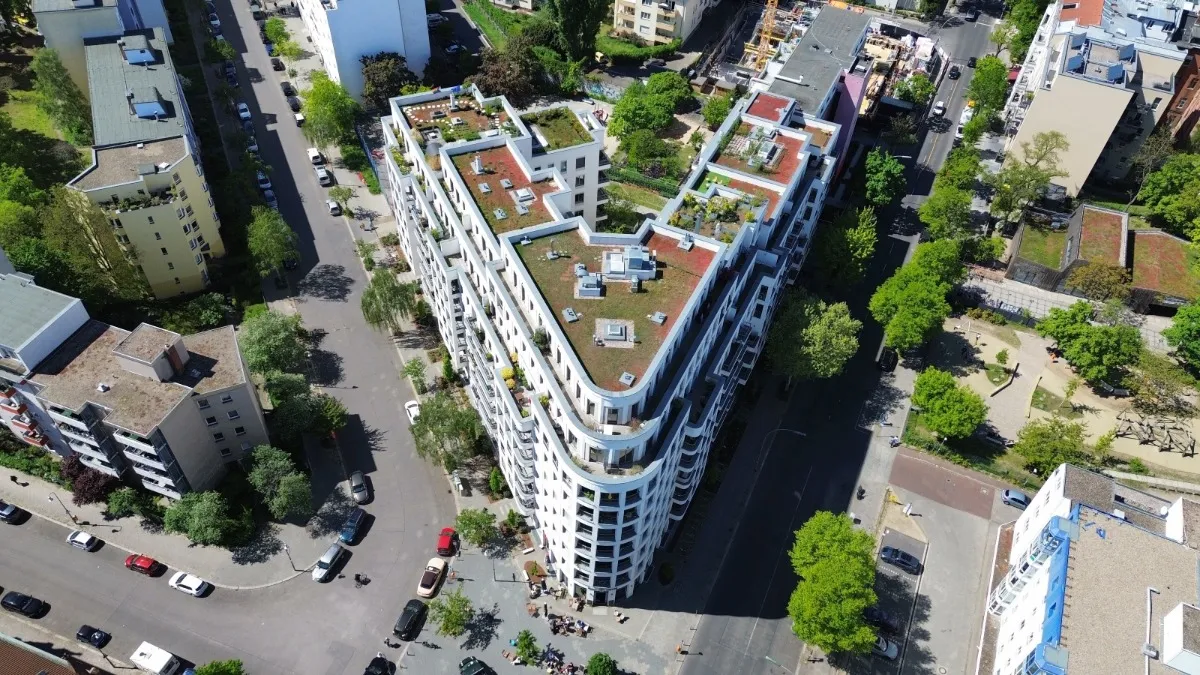 Wohnung in 10783 Berlin: Penthousewohnung in Berlin zu verkaufen. – Hausansicht (Bild 1)
