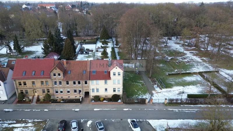 Haus in 39393 Hötensleben: Mehrfamilienhaus in Hötensleben zu verkaufen.