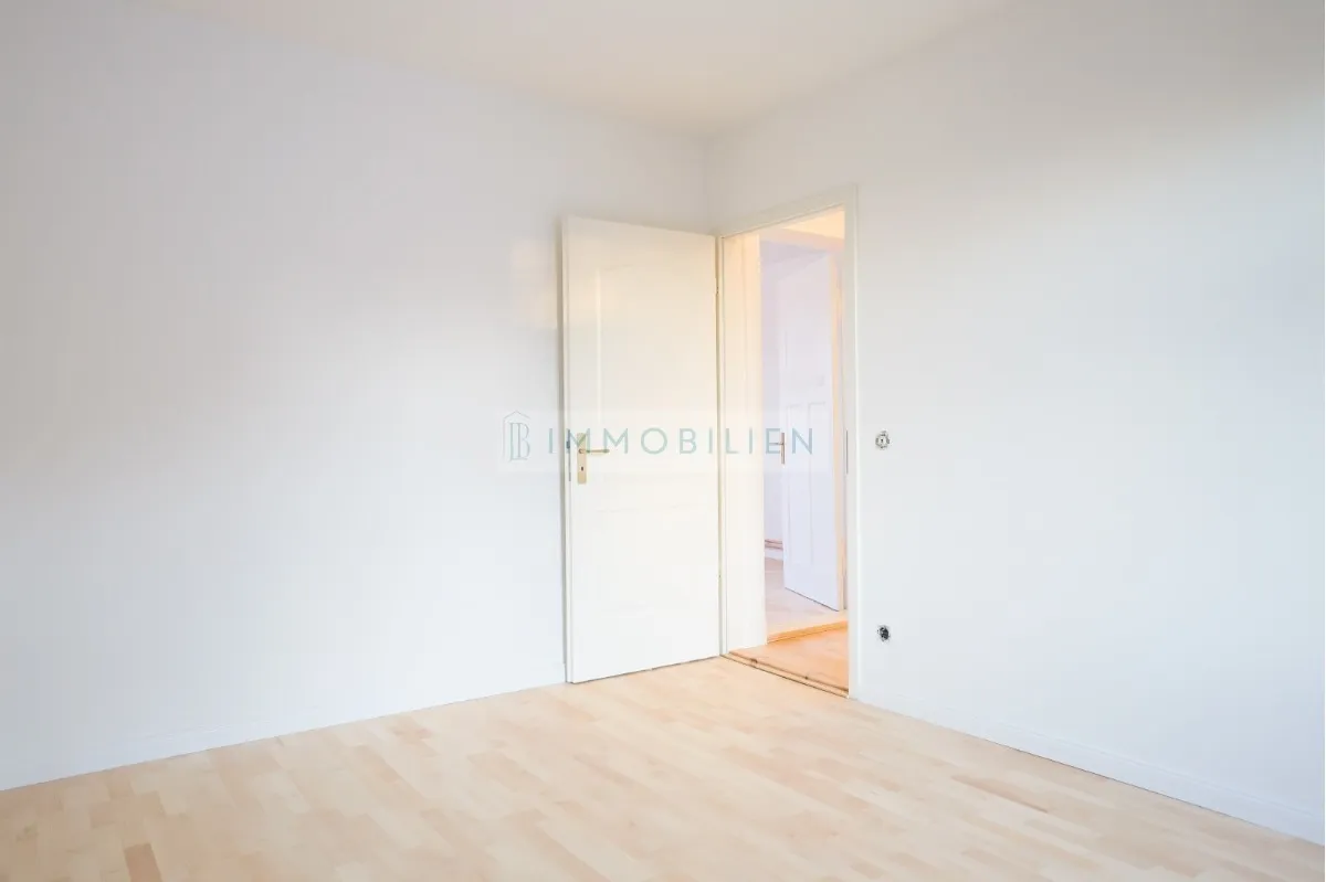 Wohnung in 12307 Berlin: Kernsanierte 4 Zimmerwohnung in Berlin-Lichtenrade zu verkaufen! (Bild 7)