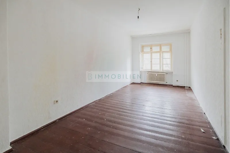 Wohnung in 13437 Berlin: Etagenwohnung in Berlin zu verkaufen.
