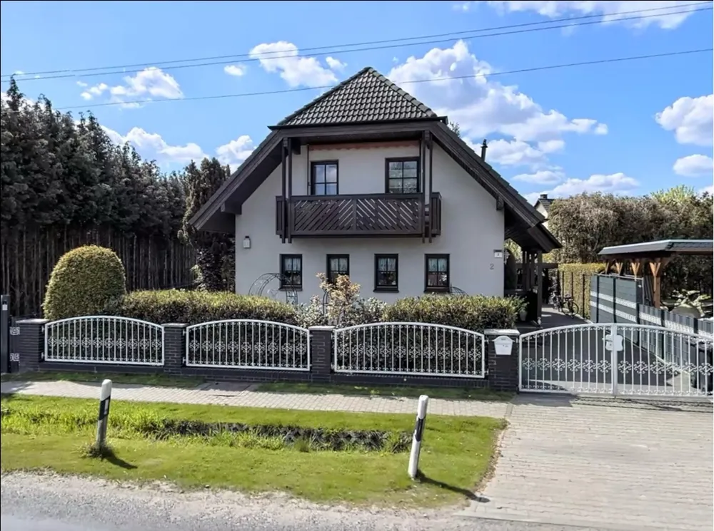 Büro, Praxis in 12623 Berlin: Gewerbeeinheit in Berlin Mahlsdorf zu verkaufen