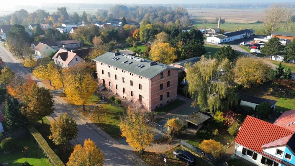 Wohnung in 14979 Diedersdorf: Gepflegte 2 Zimmer Wohnung am Schloss Diedersdorf