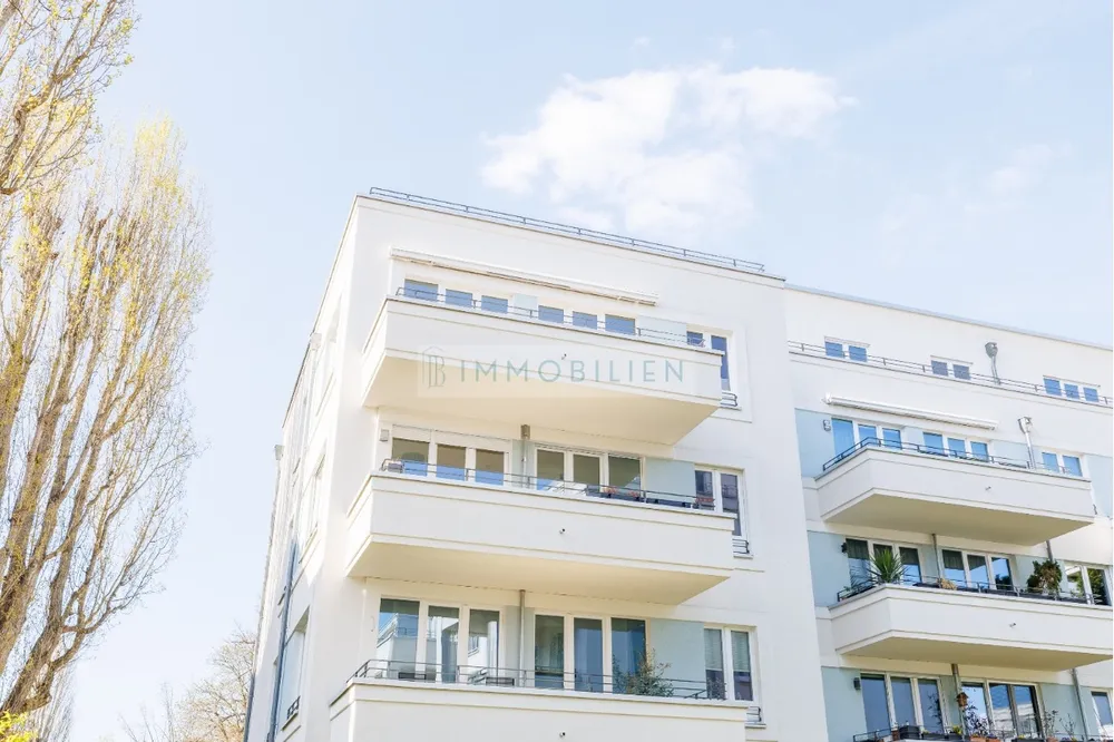 Wohnung in 14167 Berlin: durchdachte Dachgeschosswohnung mit großer Terrasse zu verkaufen!